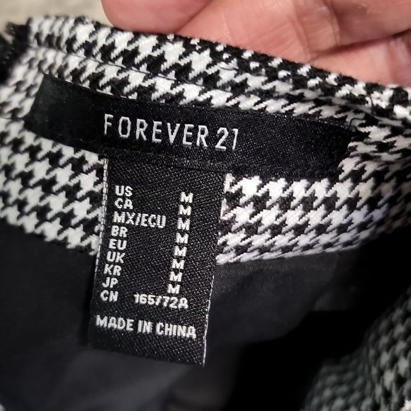 Black and white Houndstooth pattern mini skirt - Picture 8 of 8